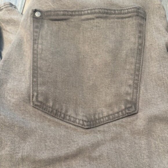 H&M Regular Fit Gray Denim Jeans 30x32 – Light Wash Casual Stretch Pants - Picture 3 of 10